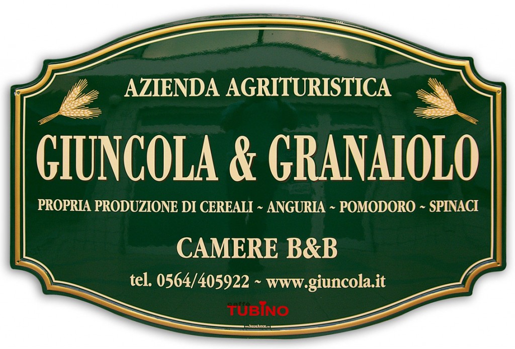 Insegne per l'Agriturismo "Giuncola & Granaiolo"