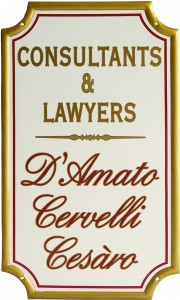 consultants-lawyers-2